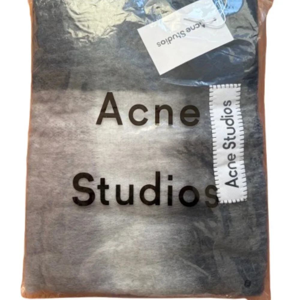 Acne Studios Gray Plaid Wool Fringe Scarf Designer